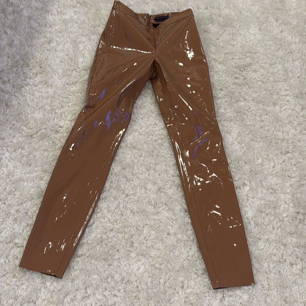 Alice and Olivia vinyl pants excellent condition